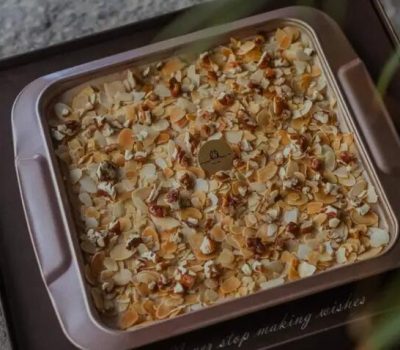 Walnut Cake Box